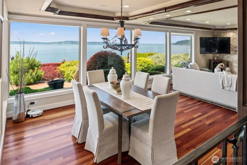 Property photo for 8723 Talbot Road, Edmonds photo 13