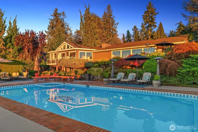 Property photo for 8723 Talbot Road, Edmonds photo 40