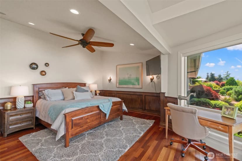 Property photo for 8723 Talbot Road, Edmonds photo 21