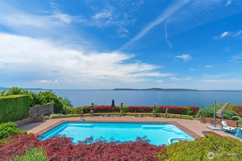 Property photo for 8723 Talbot Road, Edmonds photo 39