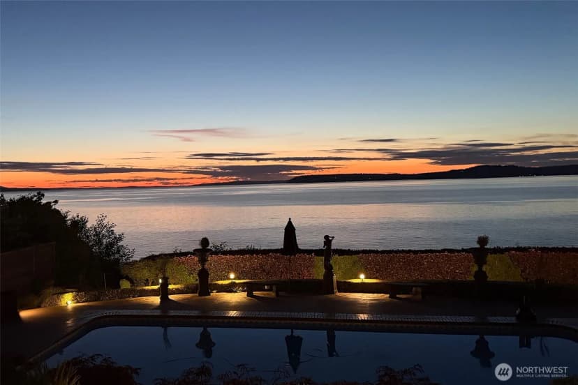 Property photo for 8723 Talbot Road, Edmonds