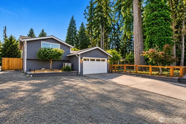 Property photo for 23629 45th Avenue Se, Bothell photo 2