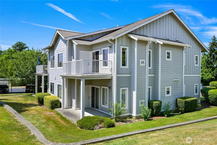 Property photo for 4645 Celia Way #201, Bellingham photo 23