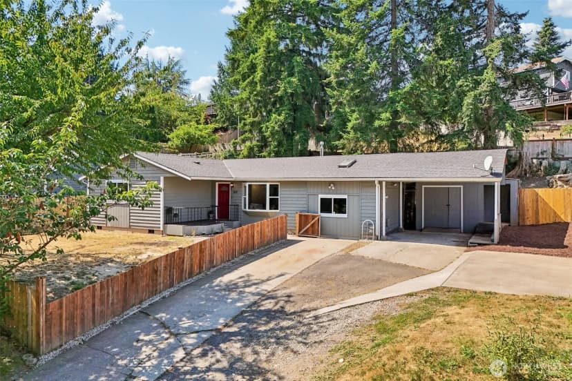 Property photo for 814 S Davies Road, Lake Stevens photo 25