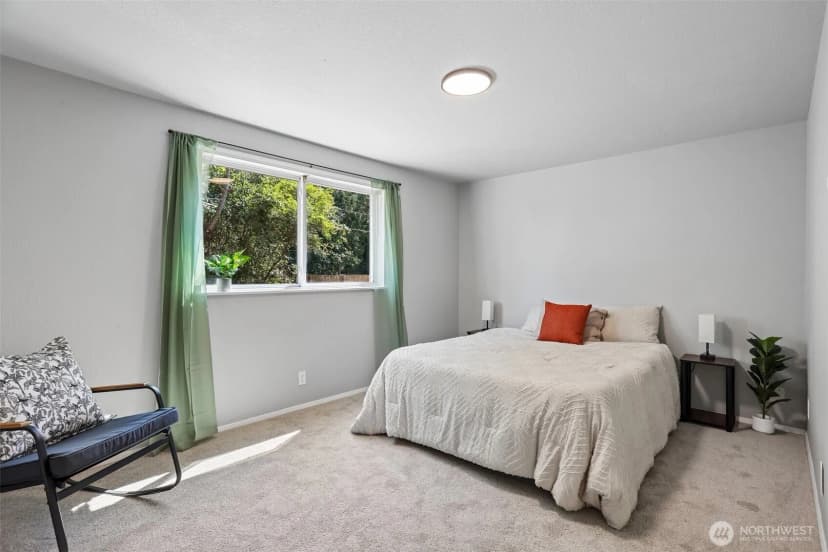 Property photo for 814 S Davies Road, Lake Stevens photo 16