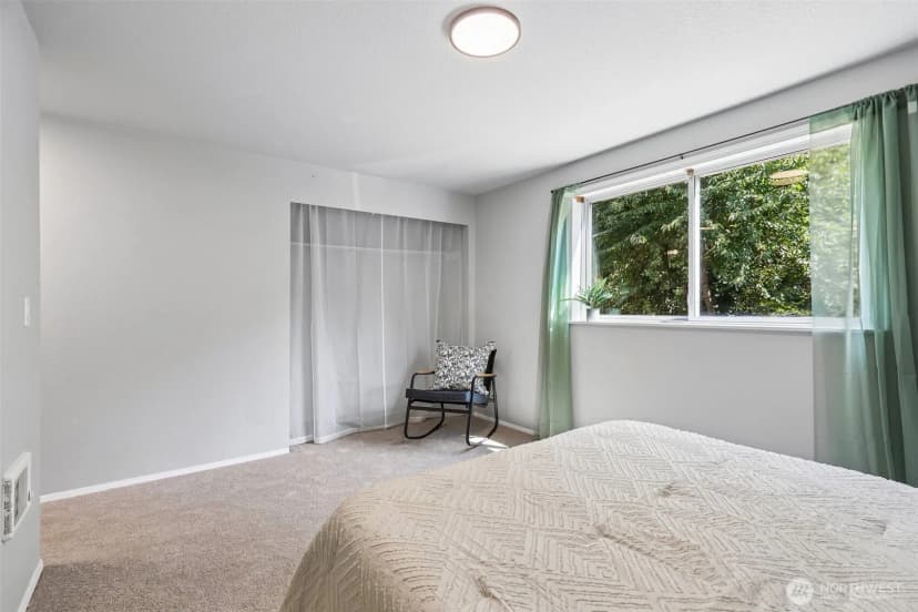 Property photo for 814 S Davies Road, Lake Stevens photo 17