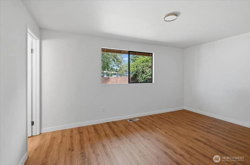 Property photo for 4309 177th Place Sw, Lynnwood photo 35