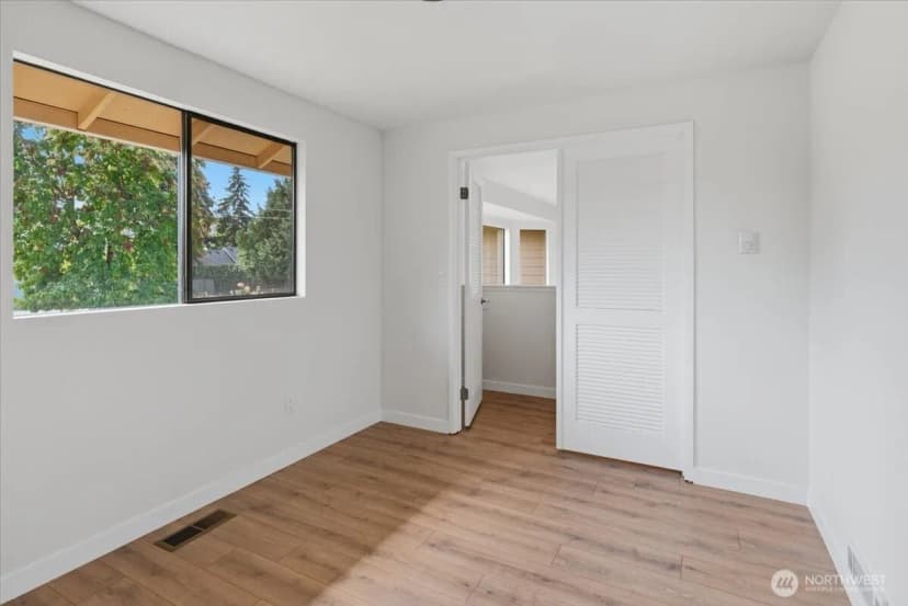 Property photo for 4309 177th Place Sw, Lynnwood photo 34