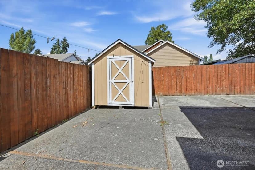 Property photo for 4309 177th Place Sw, Lynnwood photo 19