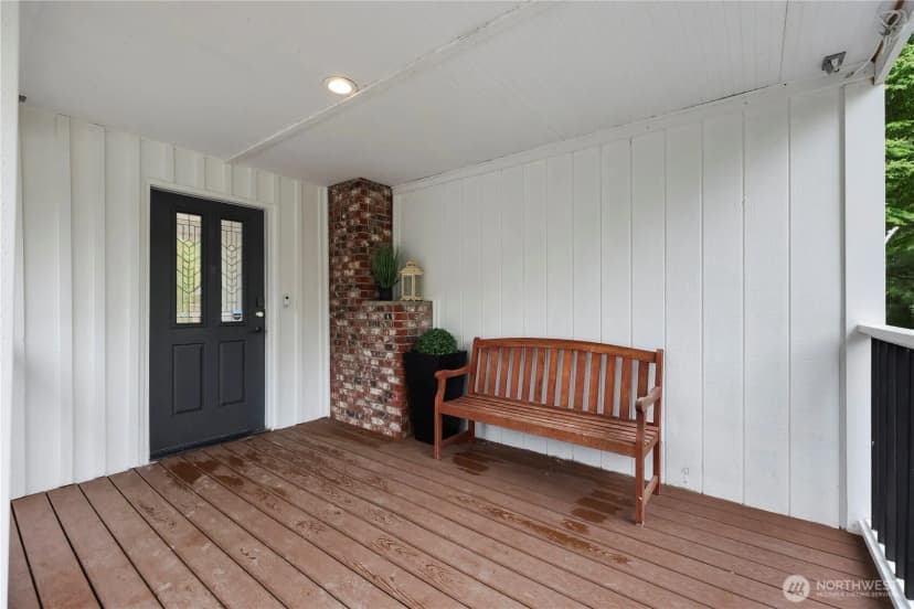 Property photo for 5144 Hannegan Road, Bellingham photo 8