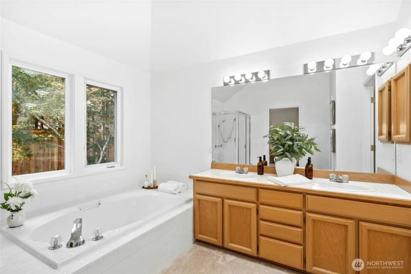 Property photo for 2489 239th Place Ne, Sammamish photo 27