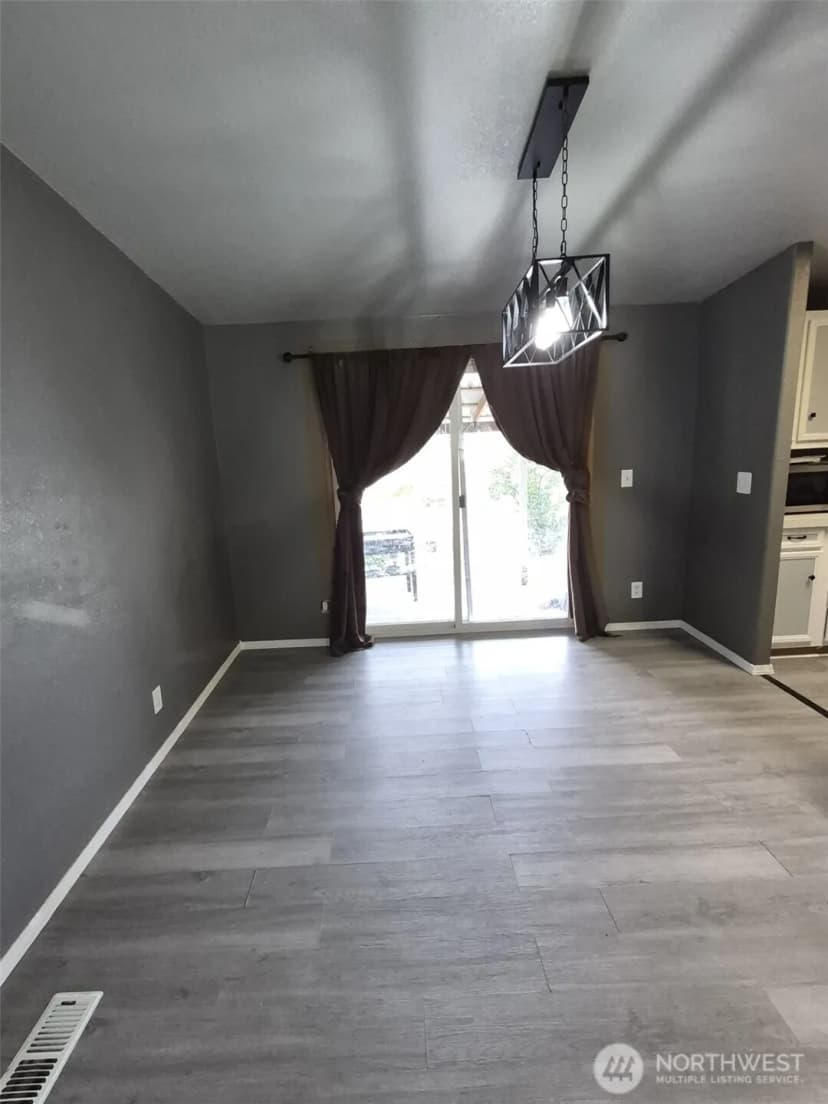 Property photo for 5 Cayuse Mountain Road, Tonasket photo 7