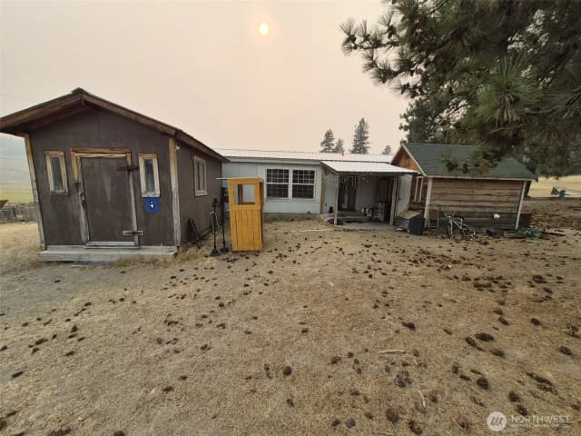 Property photo for 5 Cayuse Mountain Road, Tonasket