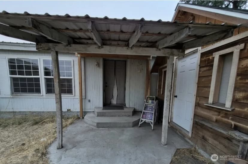 Property photo for 5 Cayuse Mountain Road, Tonasket photo 2