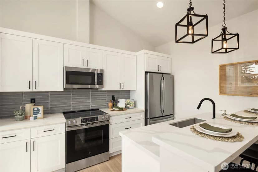 Property photo for 2402 Cleveland Avenue #c, Everett photo 18