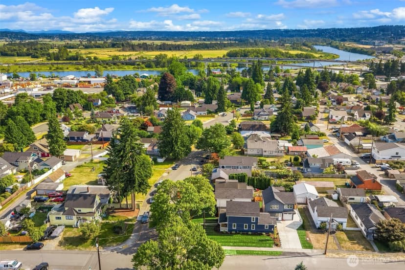 Property photo for 2402 Cleveland Avenue #c, Everett photo 29