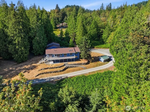 Property photo for 10020 178th Avenue Se, Renton photo 2