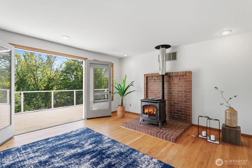Property photo for 10020 178th Avenue Se, Renton photo 16