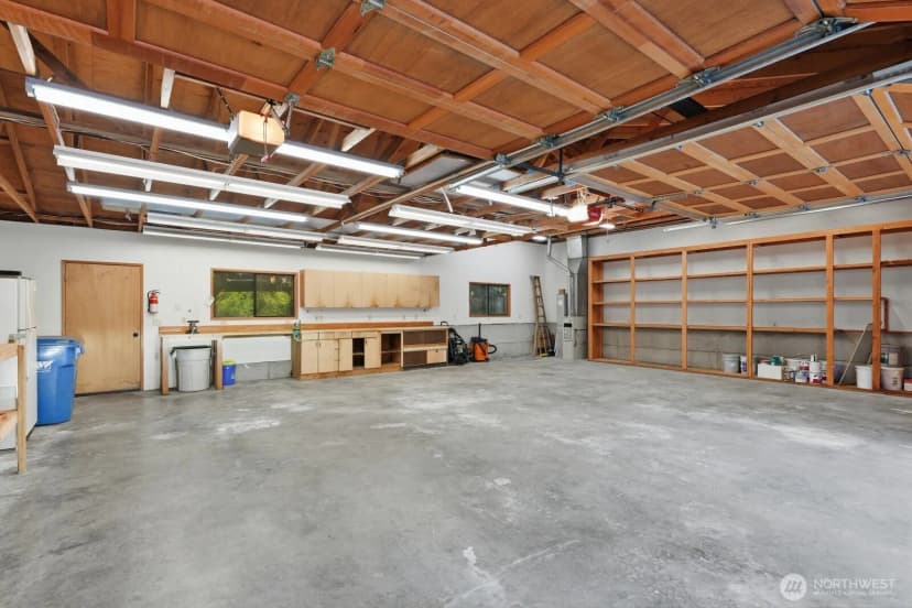 Property photo for 10020 178th Avenue Se, Renton photo 34