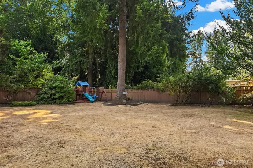Property photo for 16217 Ne 25th Street, Bellevue photo 23