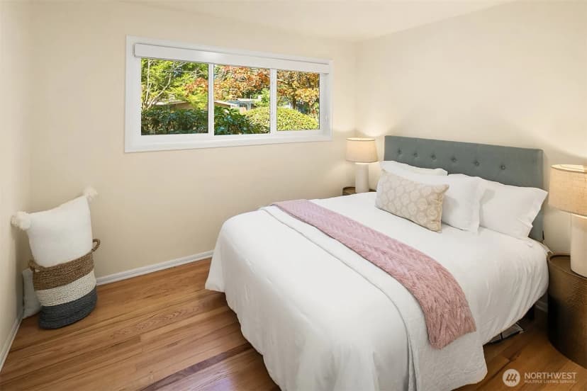 Property photo for 16217 Ne 25th Street, Bellevue photo 18