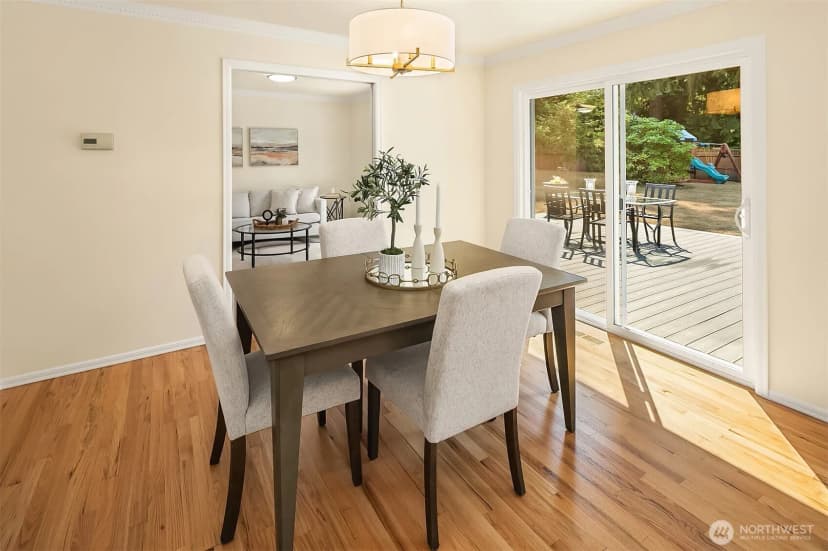 Property photo for 16217 Ne 25th Street, Bellevue photo 7