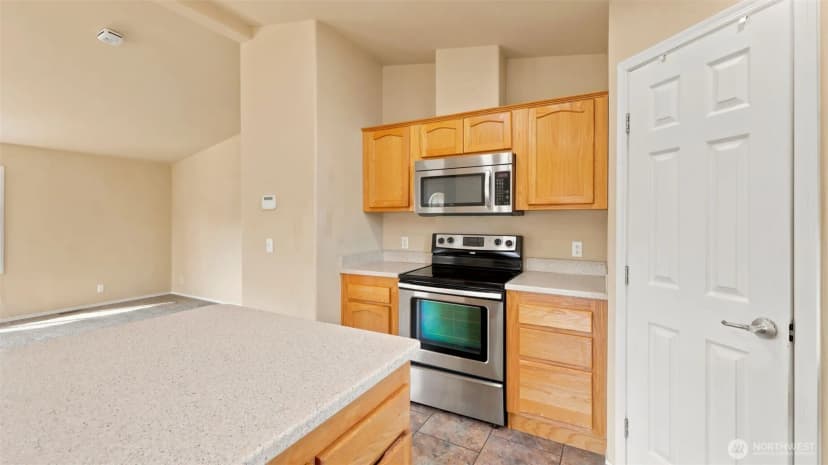 Property photo for 3597 Channel View Lane Se, Lacey photo 12
