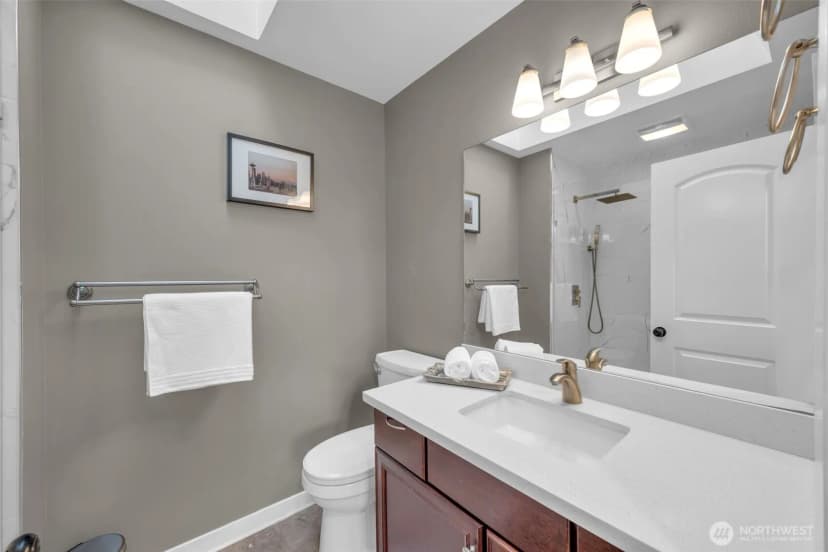Property photo for 1740 211th Way Ne, Sammamish photo 17
