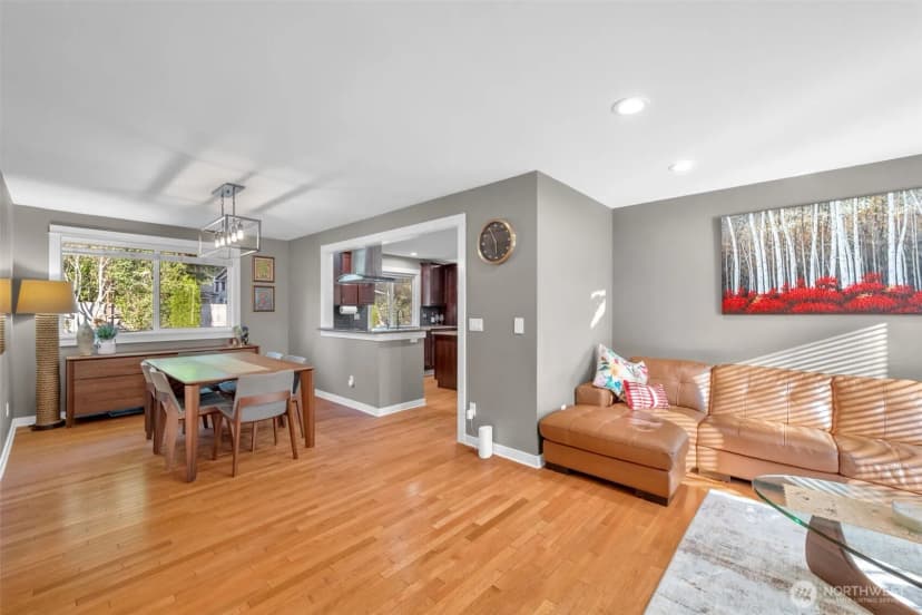 Property photo for 1740 211th Way Ne, Sammamish photo 4