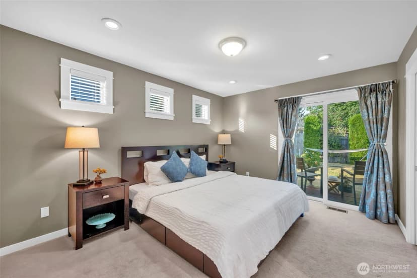 Property photo for 1740 211th Way Ne, Sammamish photo 10