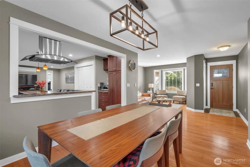 Property photo for 1740 211th Way Ne, Sammamish photo 6