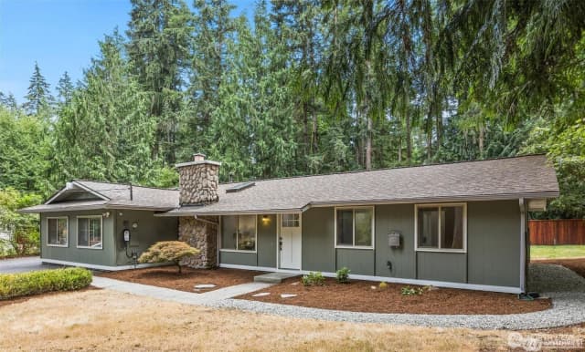 Property photo for 15515 184th Place Ne, Woodinville photo 4