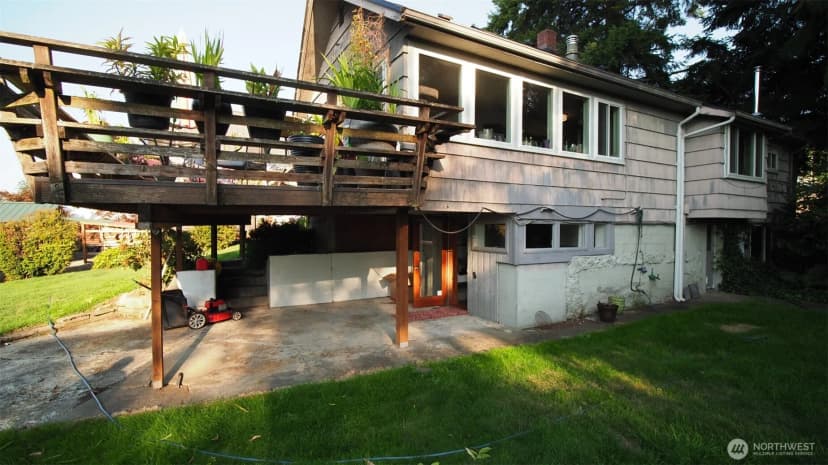 Property photo for 816 3rd Street, Mukilteo photo 20
