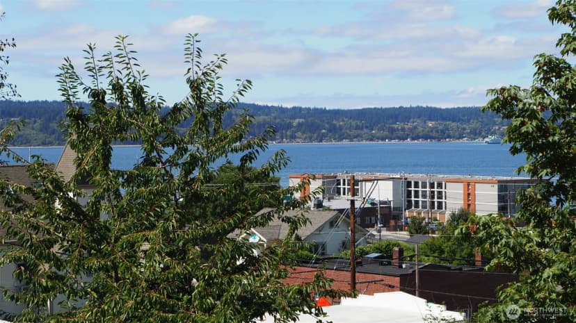 Property photo for 816 3rd Street, Mukilteo photo 27