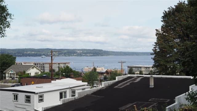 Property photo for 816 3rd Street, Mukilteo photo 3