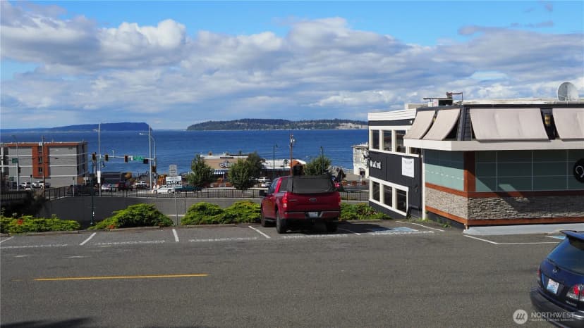 Property photo for 816 3rd Street, Mukilteo photo 32