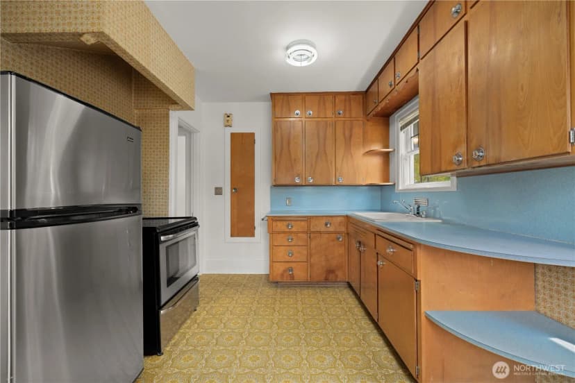 Property photo for 8311 3rd Avenue Nw, Seattle photo 14