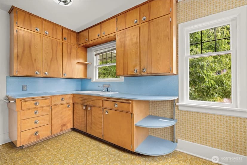 Property photo for 8311 3rd Avenue Nw, Seattle photo 16