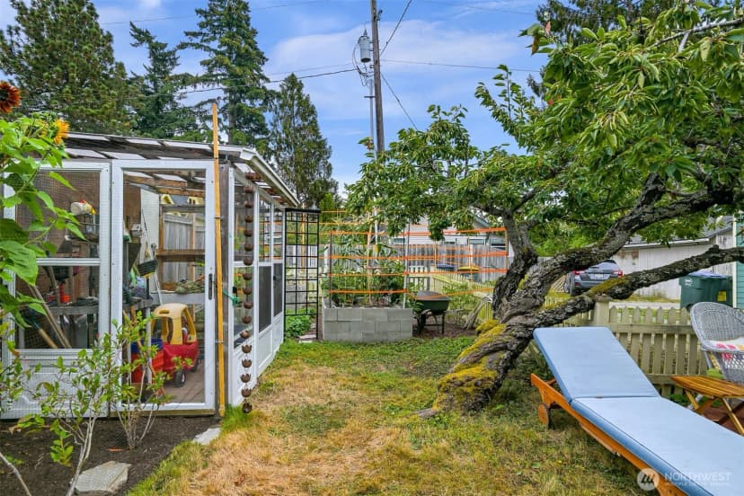 Property photo for 2318 Keesling Street, Bellingham photo 34