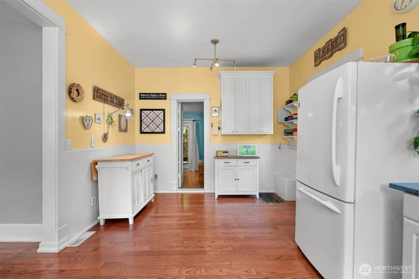 Property photo for 2318 Keesling Street, Bellingham photo 15