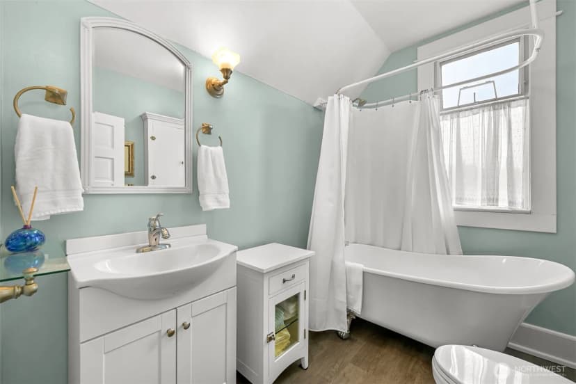 Property photo for 2318 Keesling Street, Bellingham photo 27