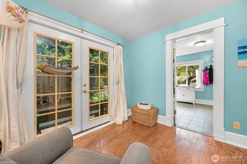 Property photo for 2318 Keesling Street, Bellingham photo 21
