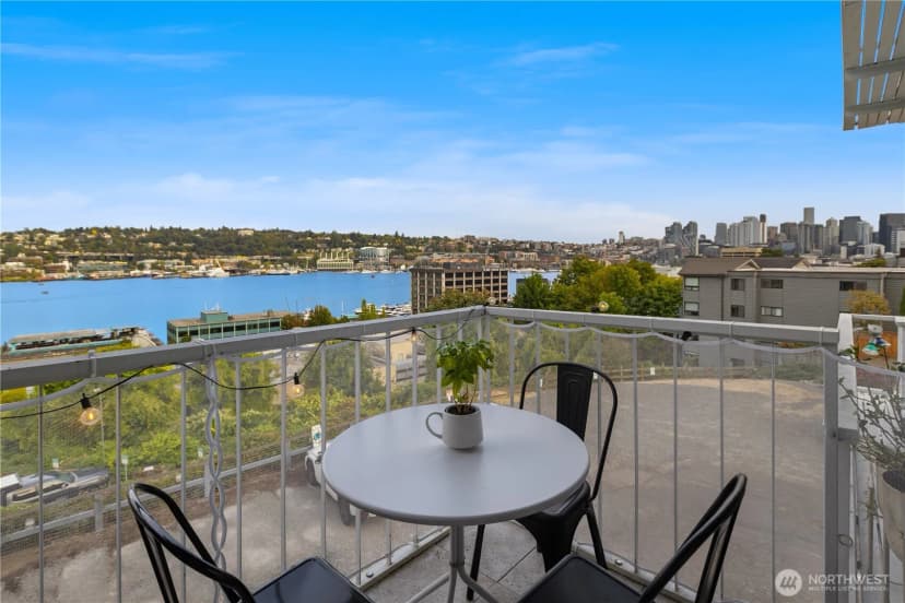 Property photo for 1758 Dexter Avenue N #6, Seattle photo 12