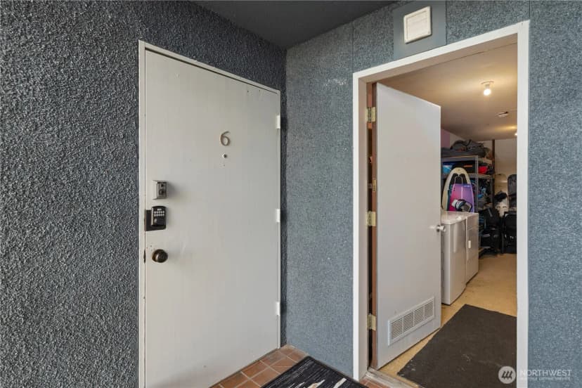 Property photo for 1758 Dexter Avenue N #6, Seattle photo 35