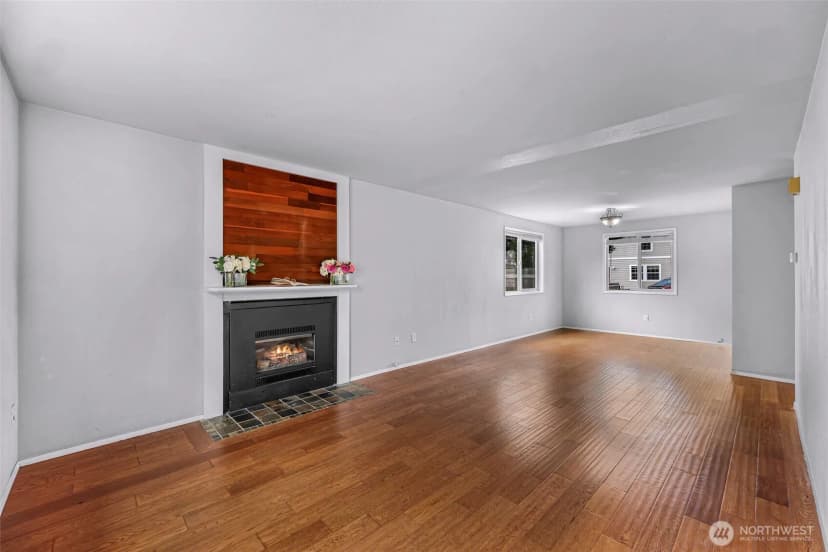 Property photo for 2429 Queen Street, Bellingham photo 5
