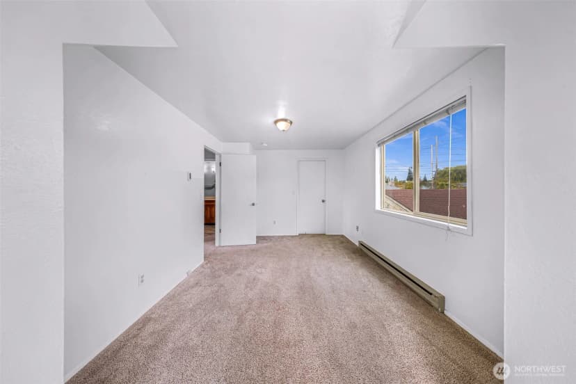 Property photo for 2429 Queen Street, Bellingham photo 28