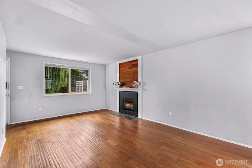Property photo for 2429 Queen Street, Bellingham photo 6