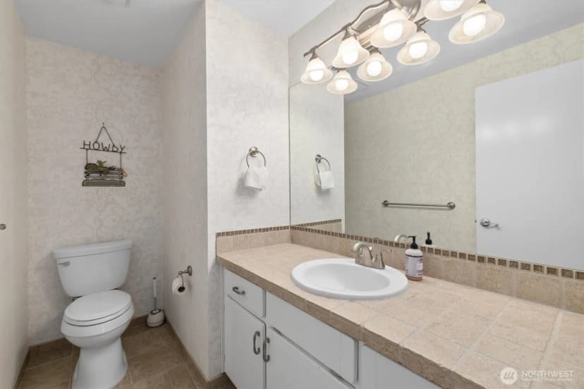 Property photo for 505 S Marine View Way, Federal Way photo 22