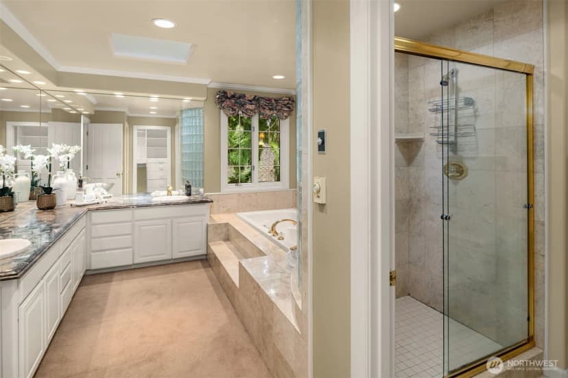 Property photo for 13905 212th Drive Ne, Woodinville photo 24