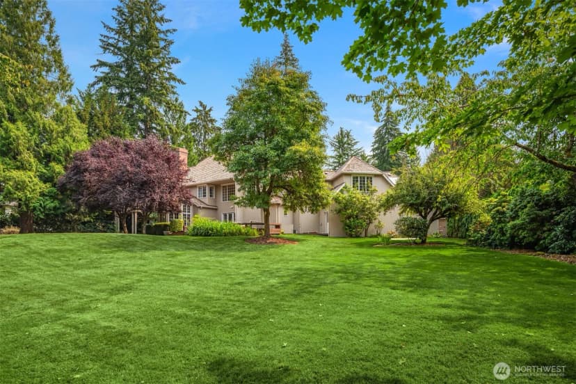 Property photo for 13905 212th Drive Ne, Woodinville photo 36